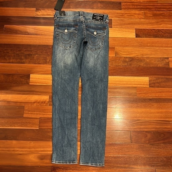 ⭐️ New True Religion Rocco Flap Relaxed Skinny Jeans Size 30/35 Long - Picture 5 of 10